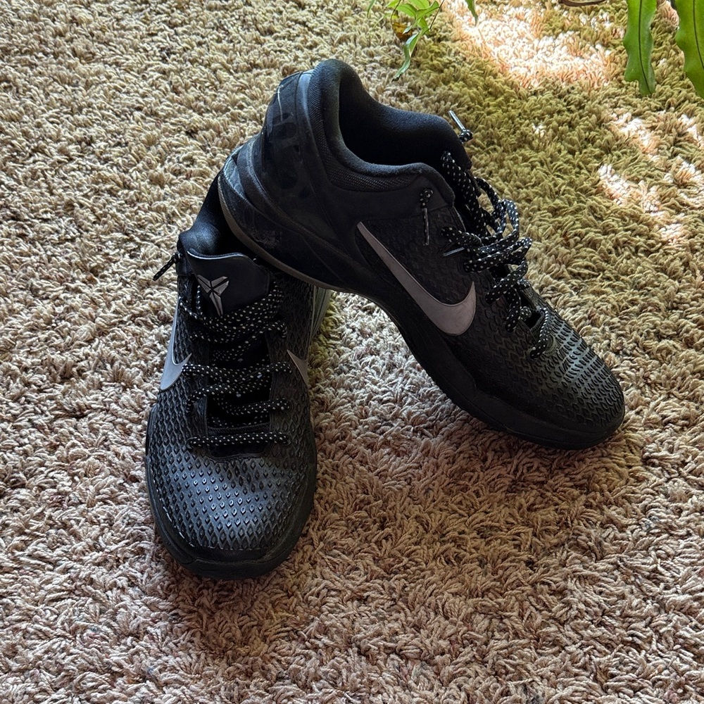 Nike Zoom Kobe 7 System TB "Black" basketball shoe